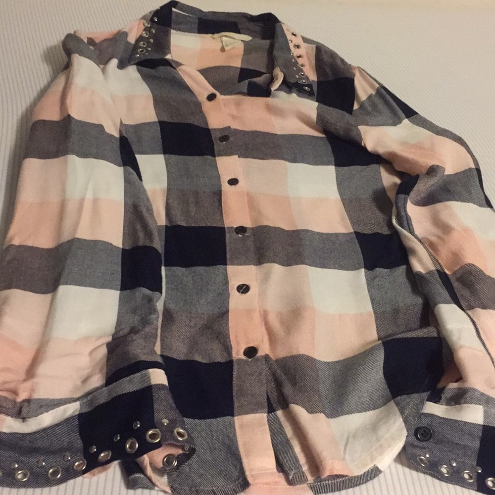 Button down check H&M shirt with decorative holes